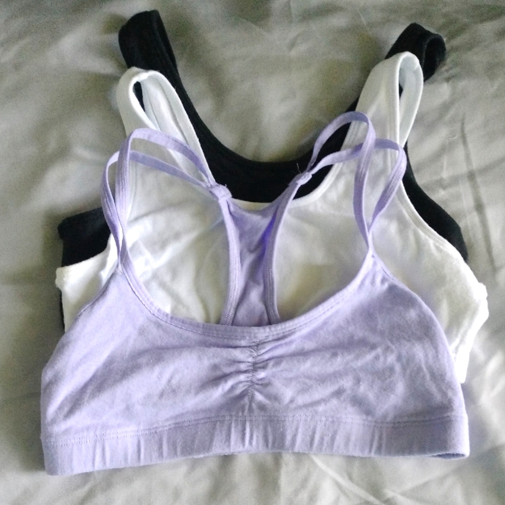 ⚜️ Girls Sports Bras - Bundle Of 3